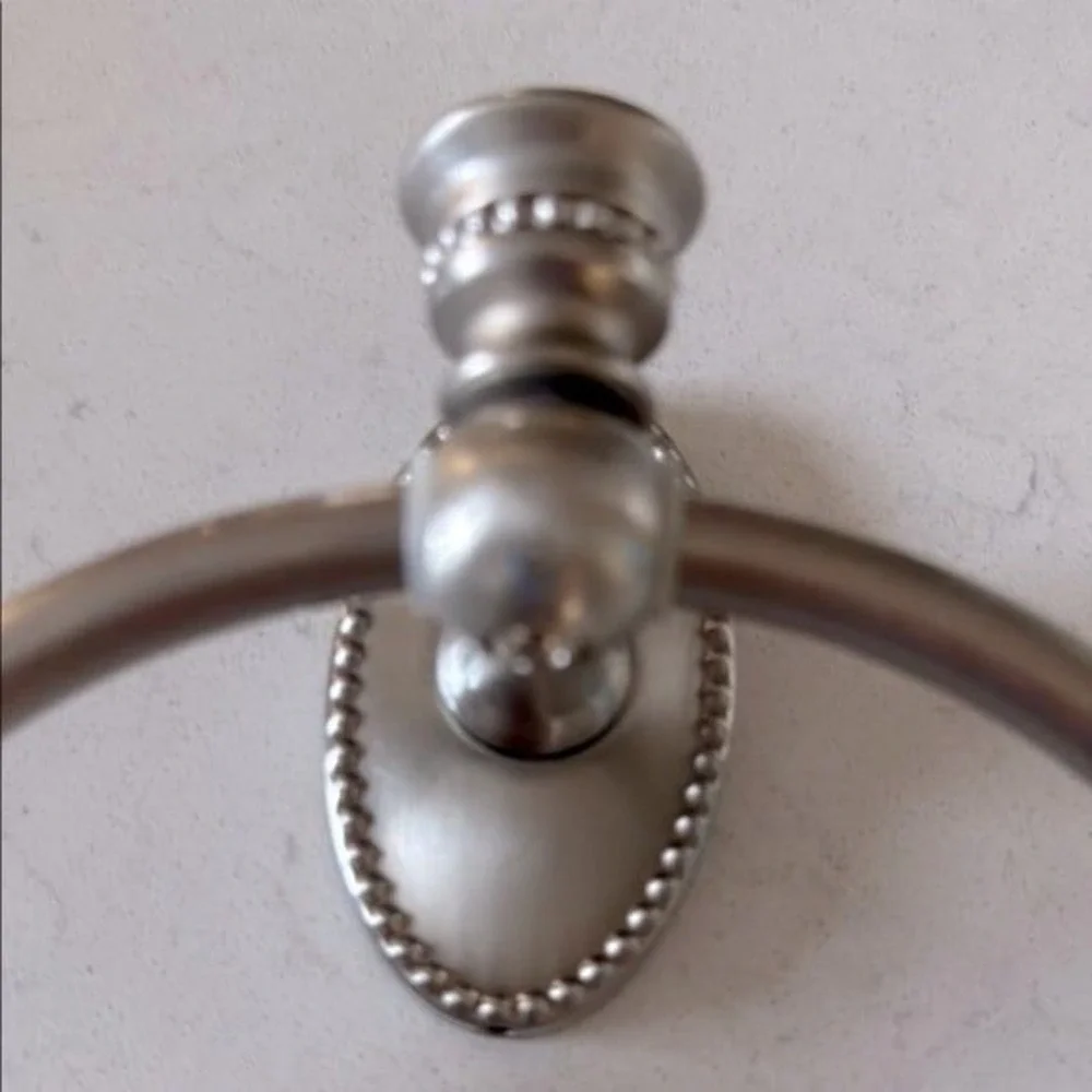 Silver Towel Ring